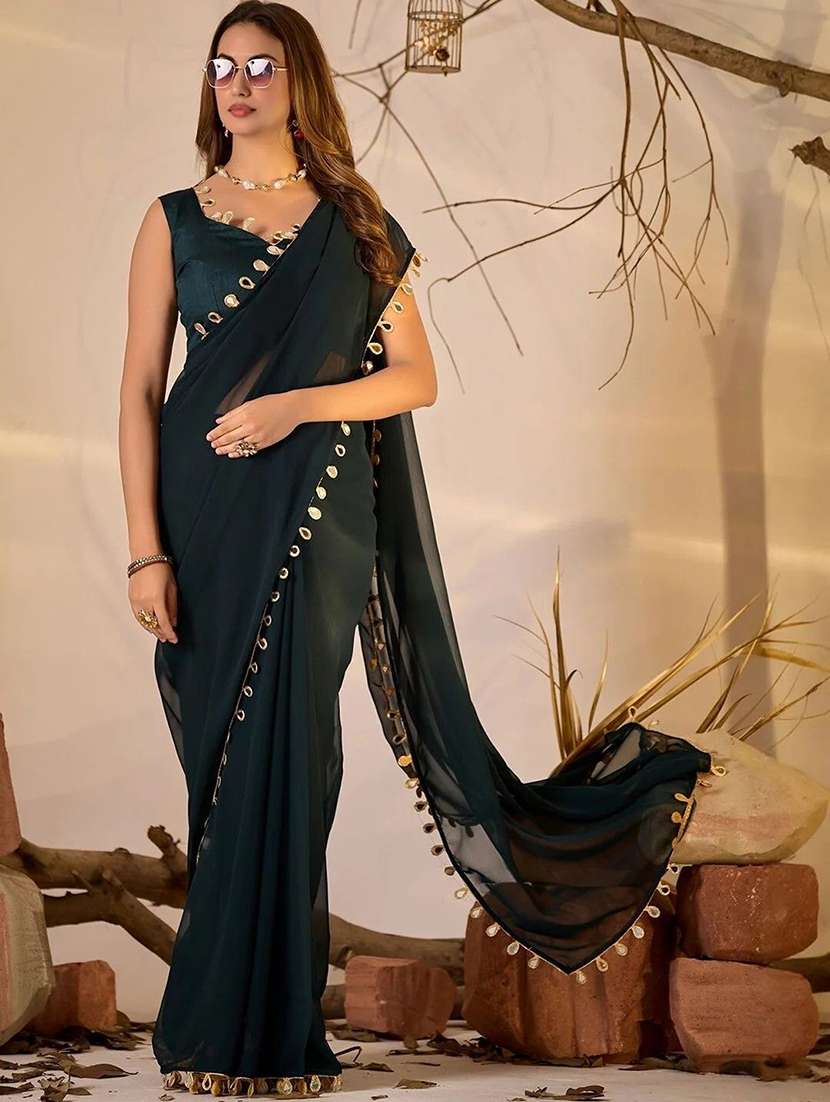 women solid with bordered saree