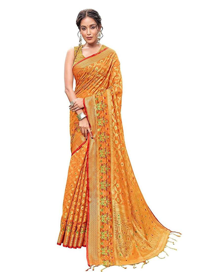 women self design banarasi saree