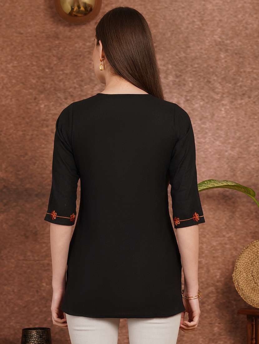 women black cotton a-line kurta - 22444986 -  Standard Image - 3