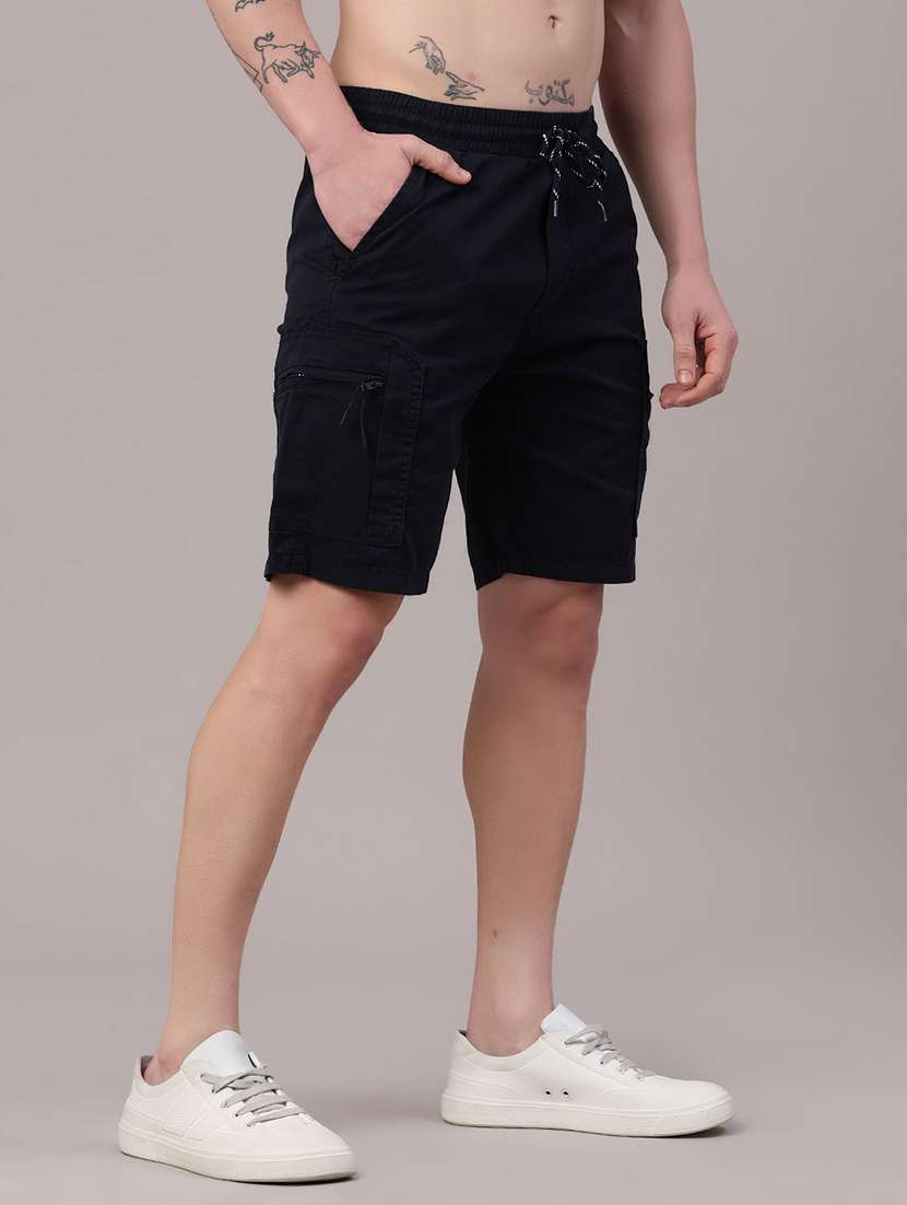 Men Solid Mid Rise Regular Fit Cargo Shorts - 22446480 -  Standard Image - 3