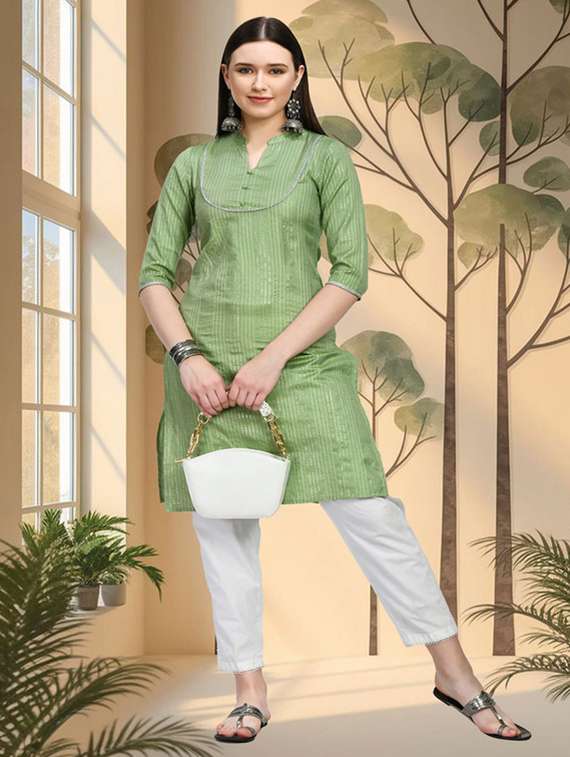 women self design mandarin neck kurta pant set
