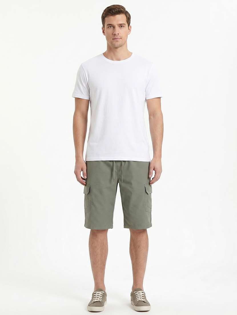 men solid mid rise regular fit three fourth cargo shorts - 22446727 -  Standard Image - 5