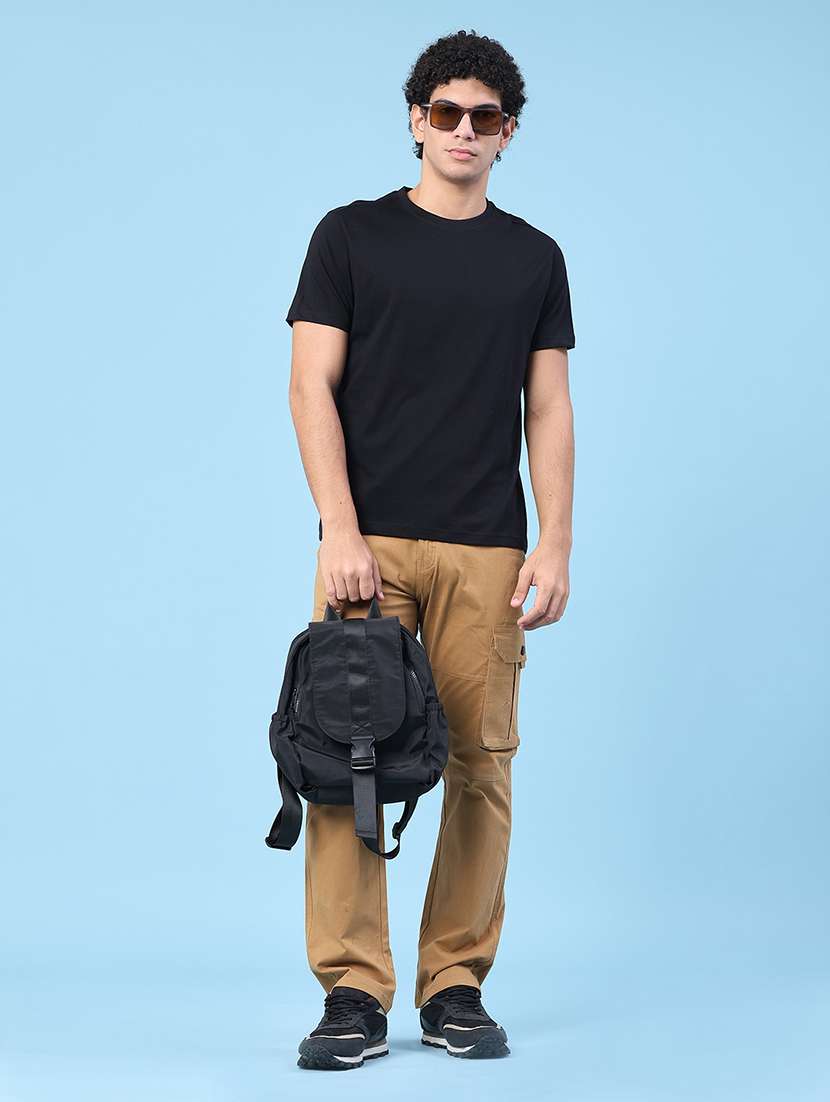 men solid mid rise regular fit cargo  - 22446971 -  Standard Image - 5
