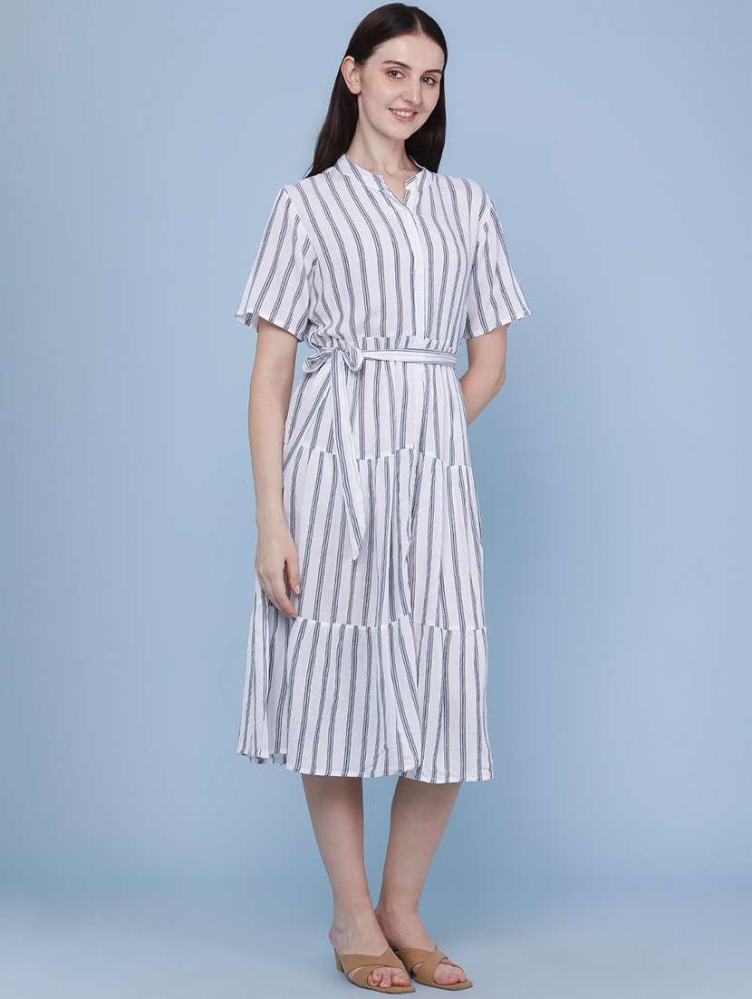 Women Printed Short Sleeves Tiered Dress - 22447046 -  Standard Image - 3