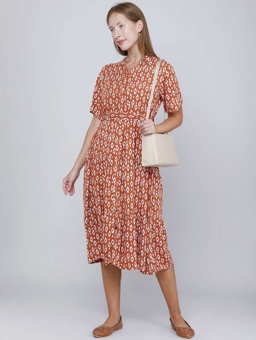 Women Printed Short Sleeves Tiered Dress - 22447047 -  Standard Image - 5
