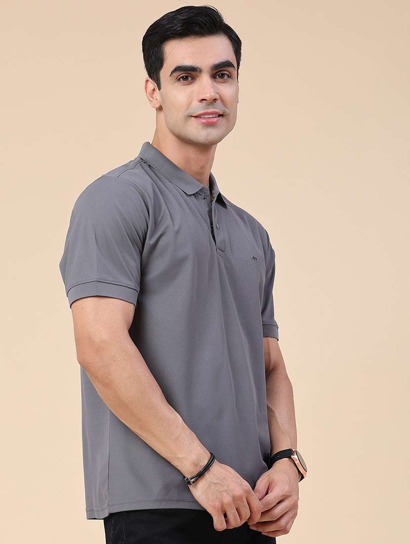 Men Solid Short Sleeves Polo T-shirt - 22447164 -  Standard Image - 3
