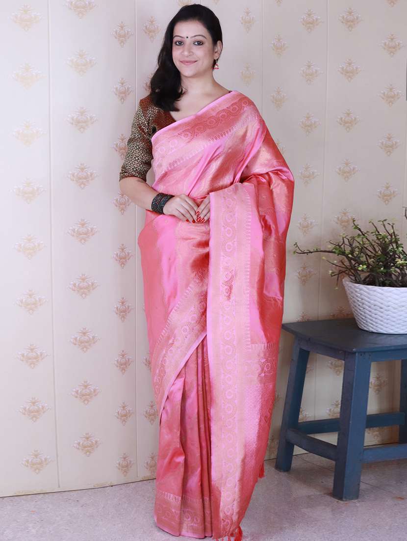 women self design banarasi saree with blouse