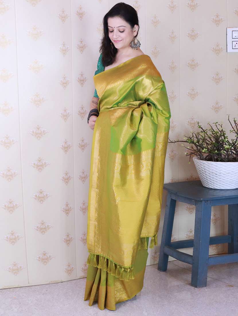 women self design banarasi saree with blouse - 22447559 -  Standard Image - 3