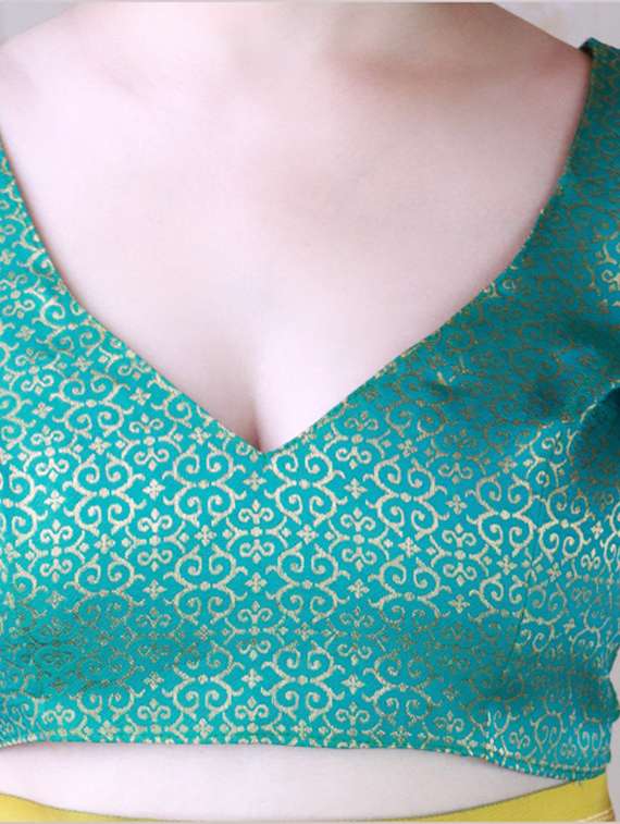 women self design banarasi saree with blouse - 22447559 -  Standard Image - 5