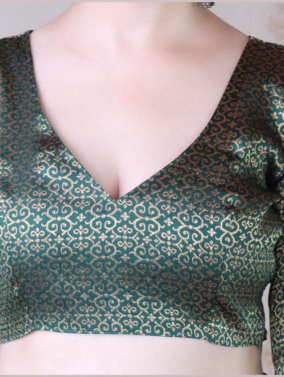 women self design banarasi saree with blouse - 22447560 -  Standard Image - 5