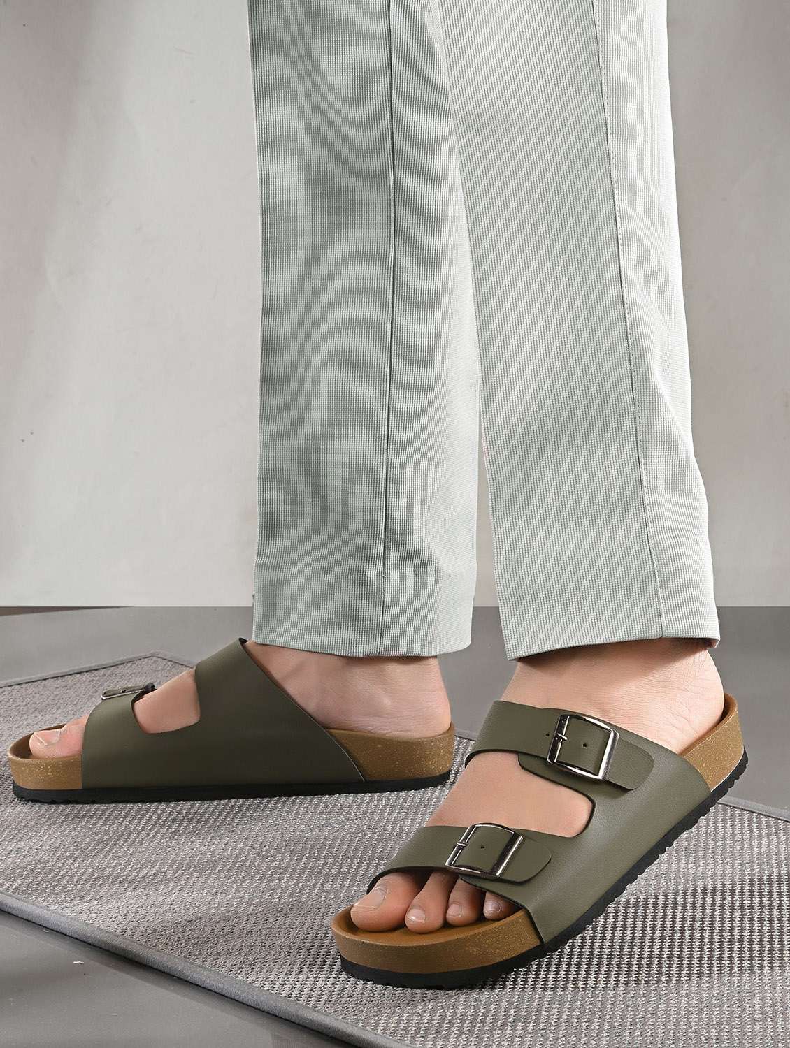 men solid slip on sandal - 22447651 -  Standard Image - 3