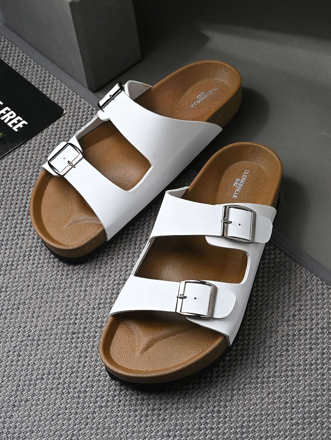 men solid slip on sandal