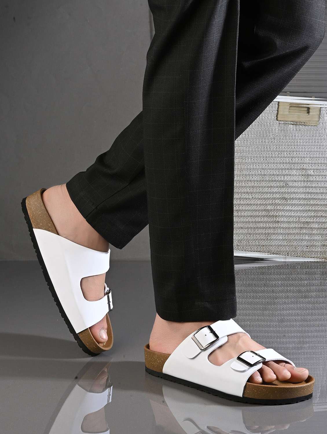 men solid slip on sandal - 22447653 -  Standard Image - 3