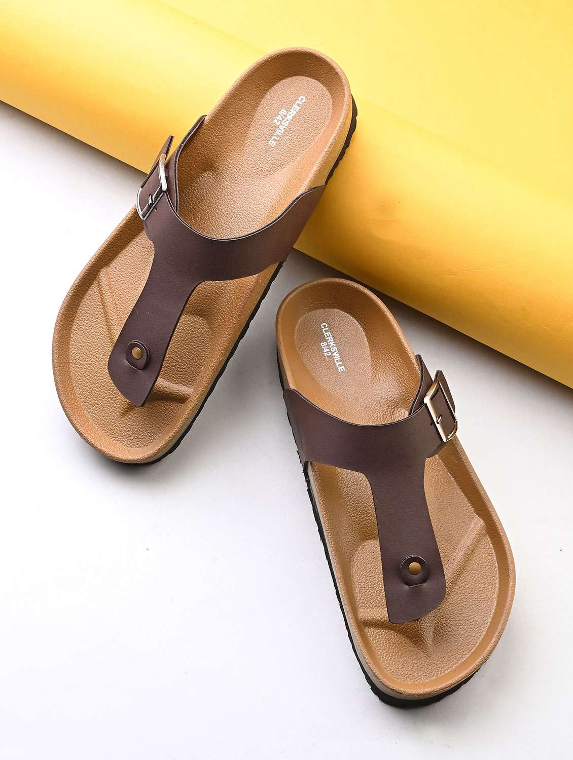 men solid toe seperator sandal