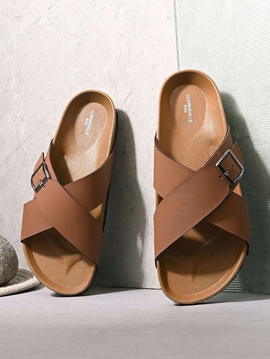 men solid slip on sandal
