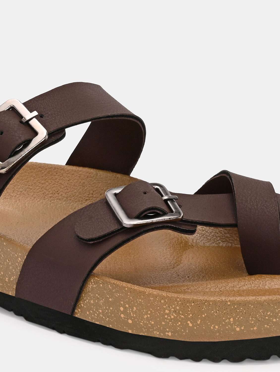 men solid one toe sandal  - 22447667 -  Standard Image - 5