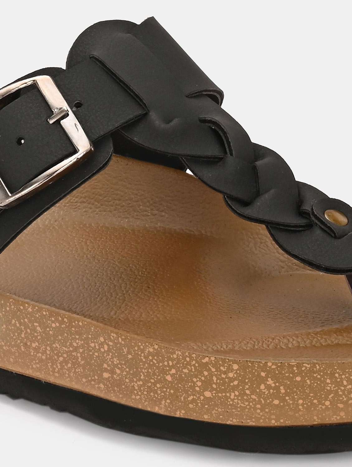 men solid toe seperator sandal - 22447672 -  Standard Image - 5