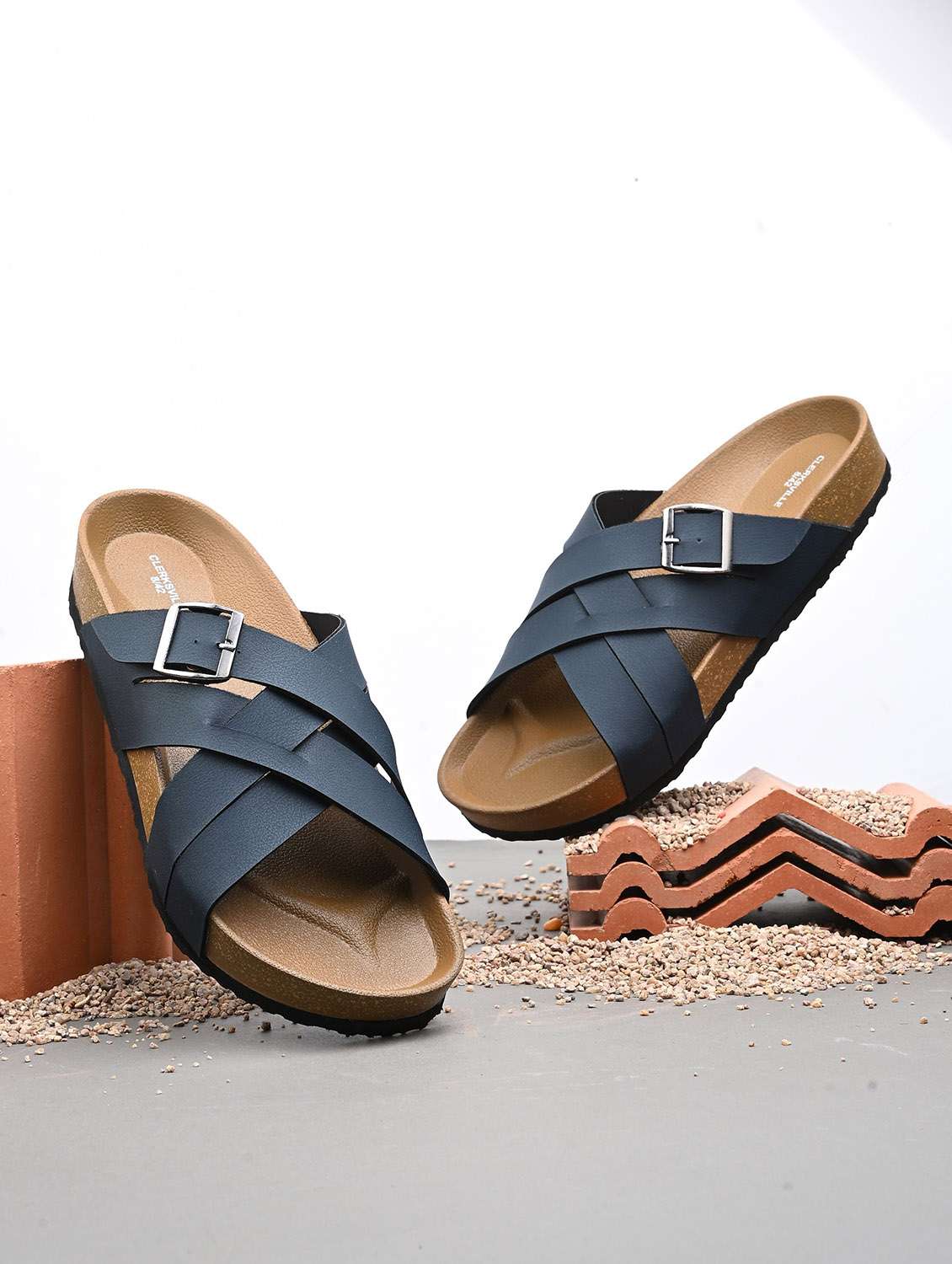 men solid slip on sandal