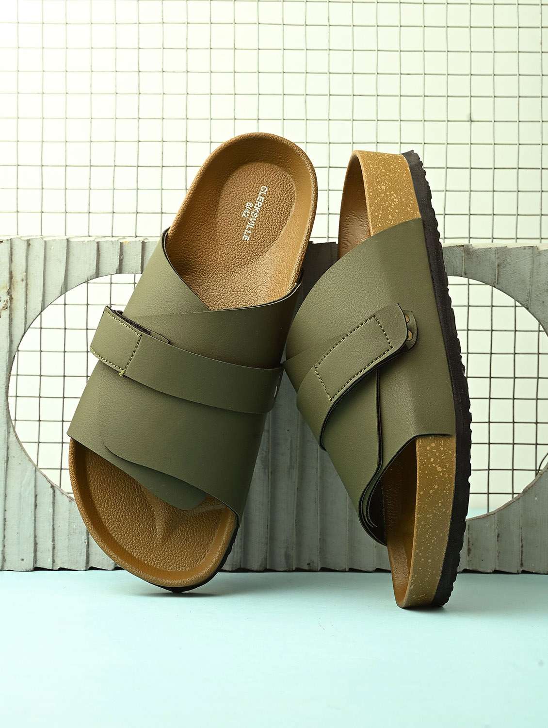 men solid slip on sandal