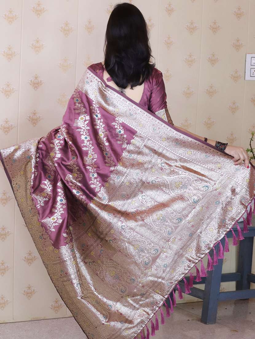 women self design banarasi saree with blouse - 22447760 -  Standard Image - 3