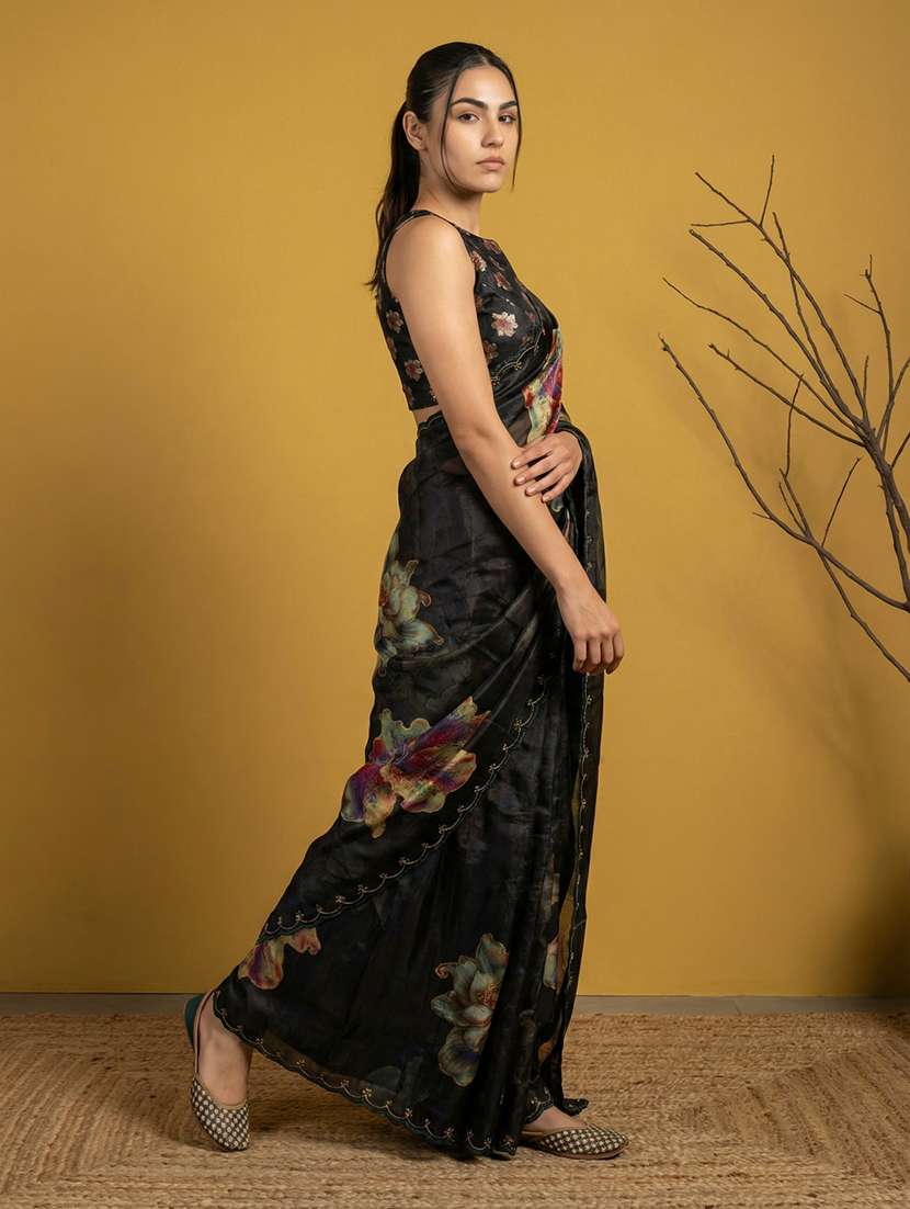 women floral embroidered saree with blouse - 22447866 -  Standard Image - 3