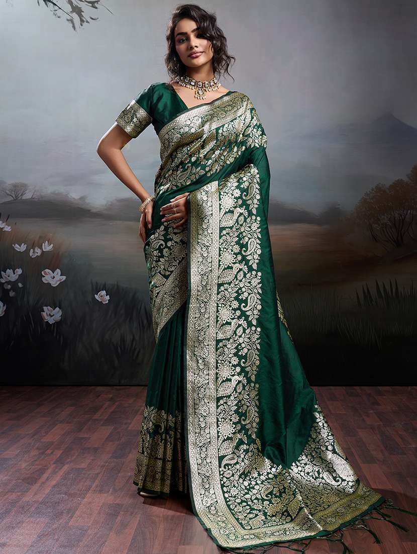 women self design banarasi saree with blouse