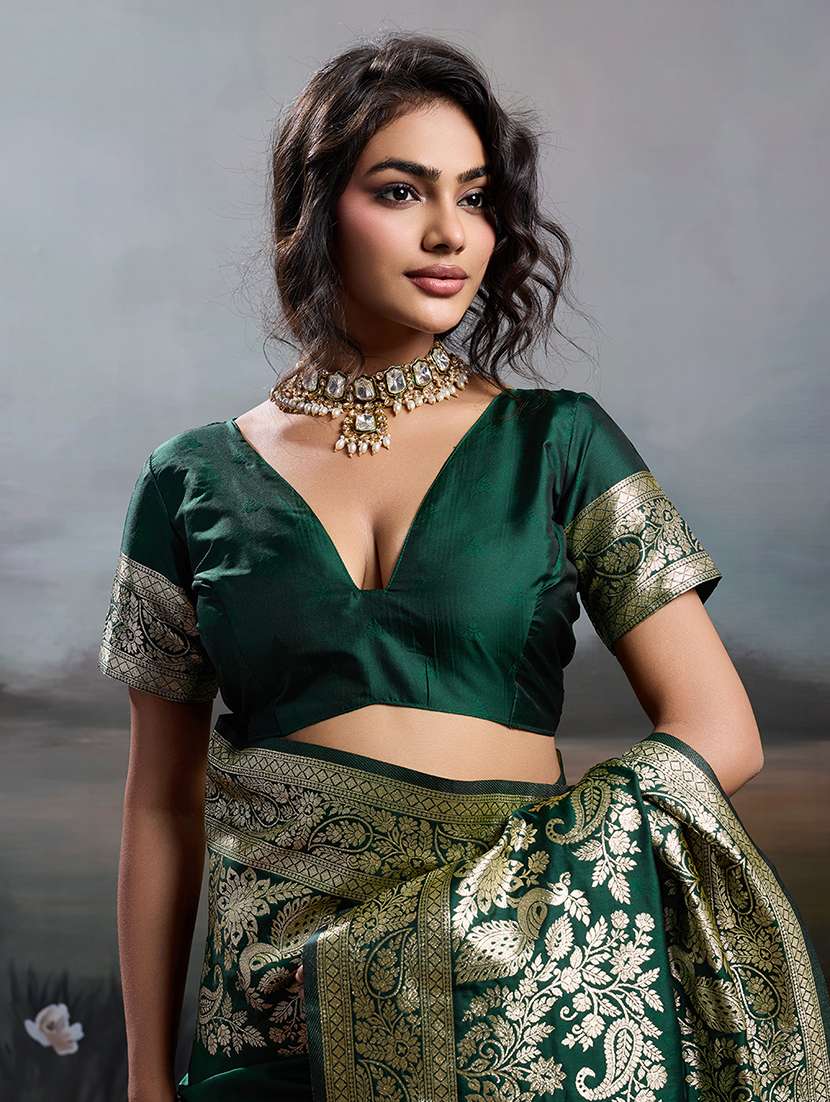 women self design banarasi saree with blouse - 22447878 -  Standard Image - 5