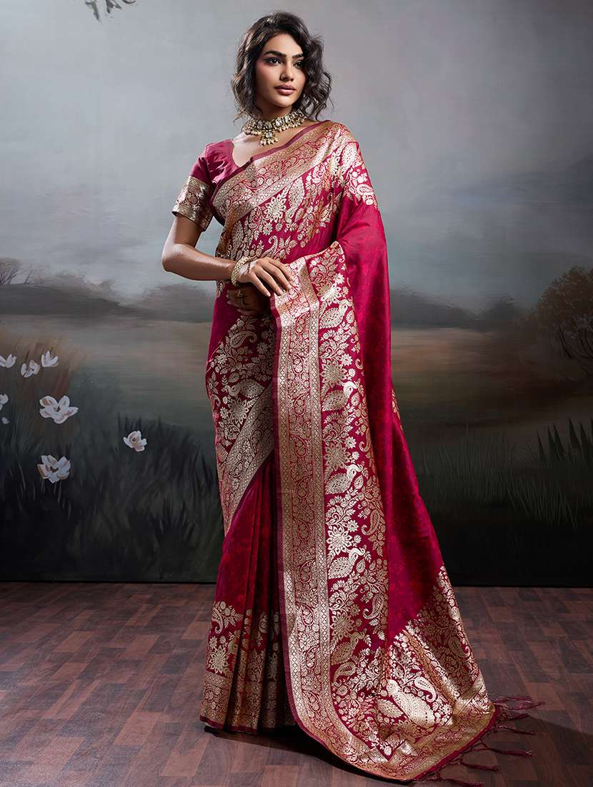 women self design banarasi saree with blouse