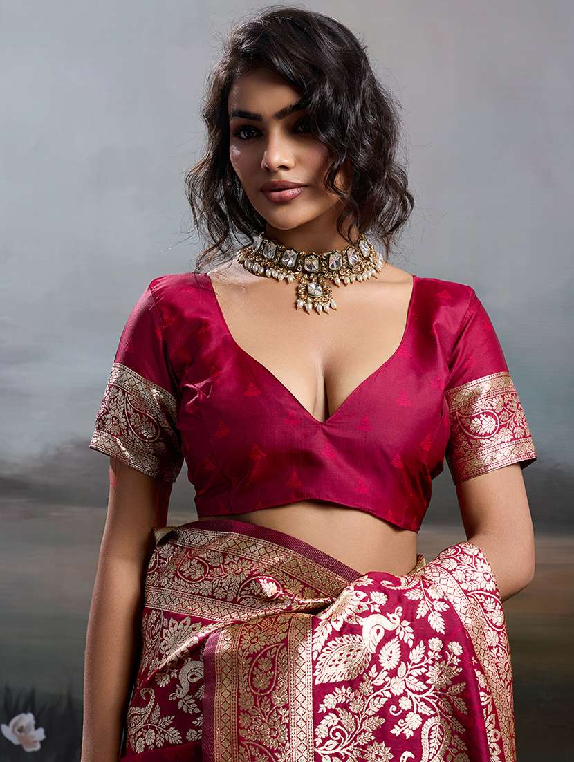 women self design banarasi saree with blouse - 22447881 -  Standard Image - 5