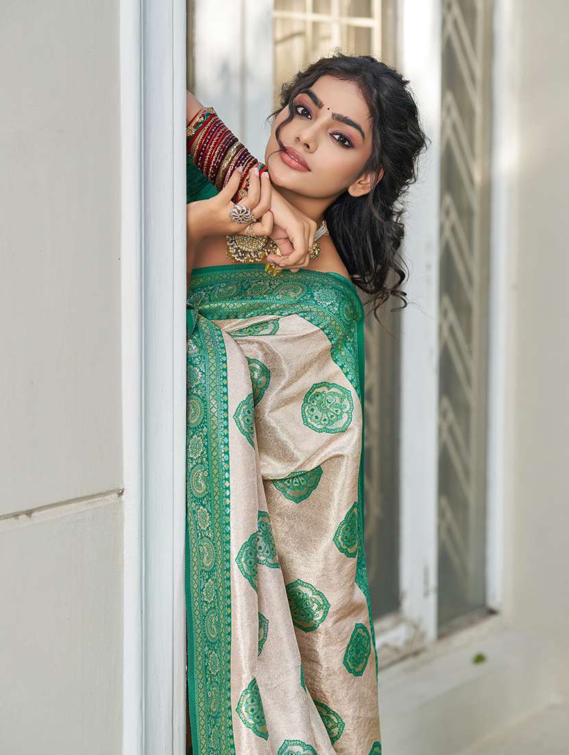 women self design banarasi saree with blouse - 22447884 -  Standard Image - 5
