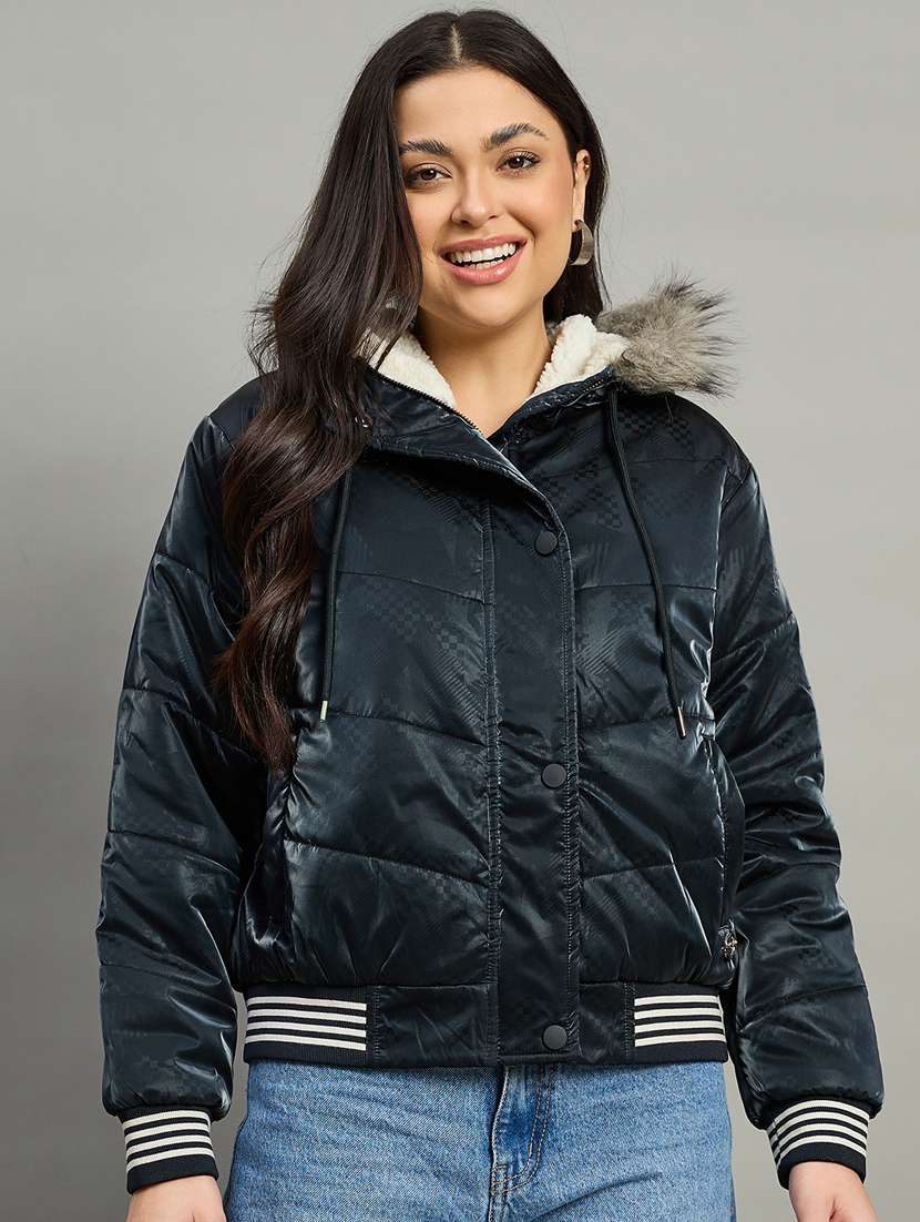 women long sleeve hooded puffer jacket