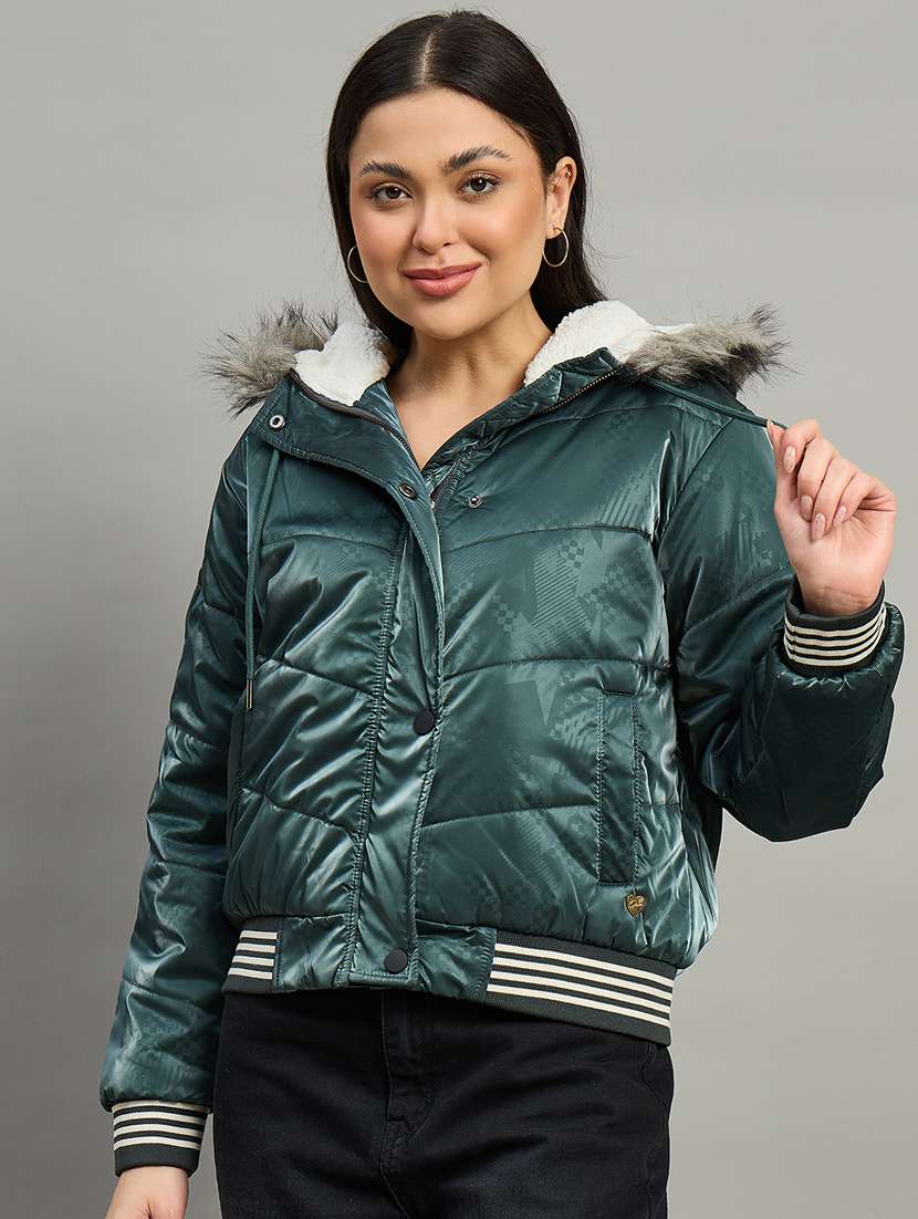 women long sleeve hooded puffer jacket