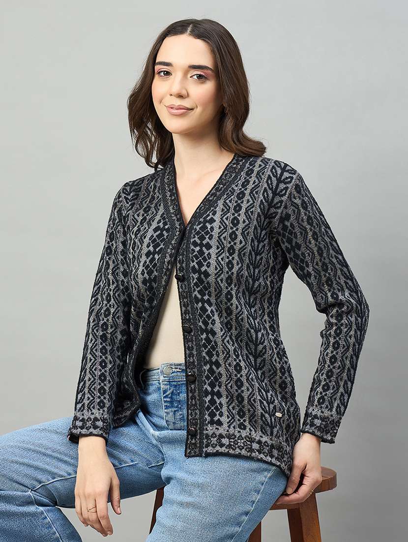 women black acrylic plain sweatshirt