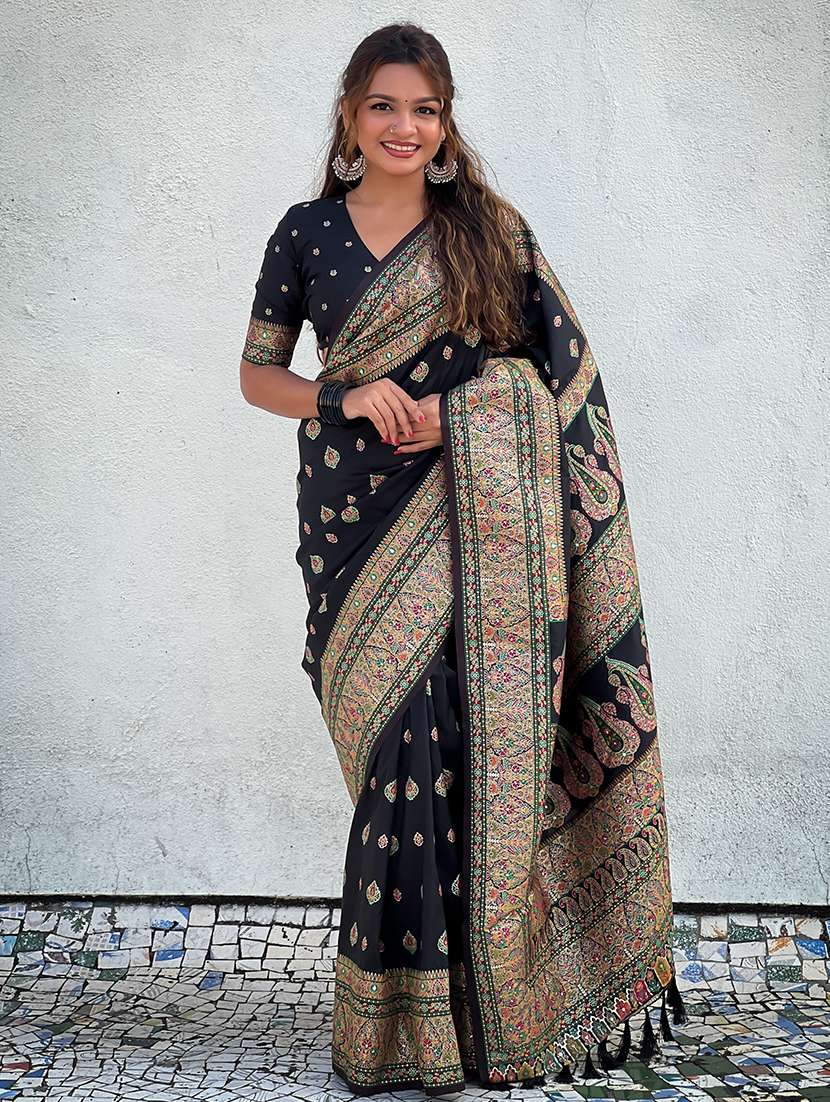 women self design banarasi saree with blouse - 22448422 -  Standard Image - 3