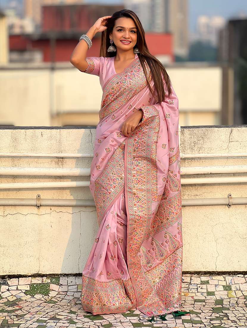 women self design banarasi saree with blouse