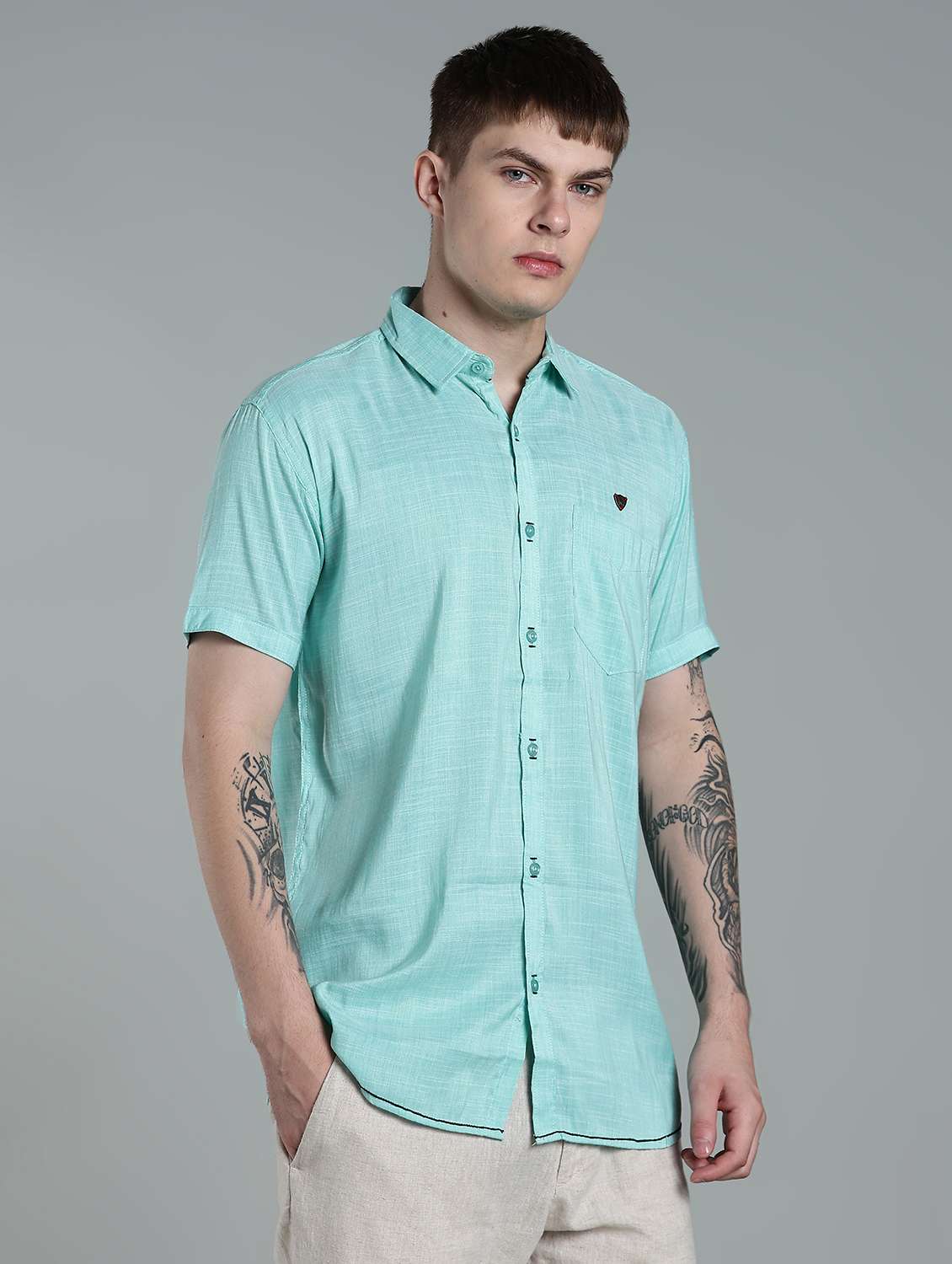 men solid short sleeve slim fit casual shirt