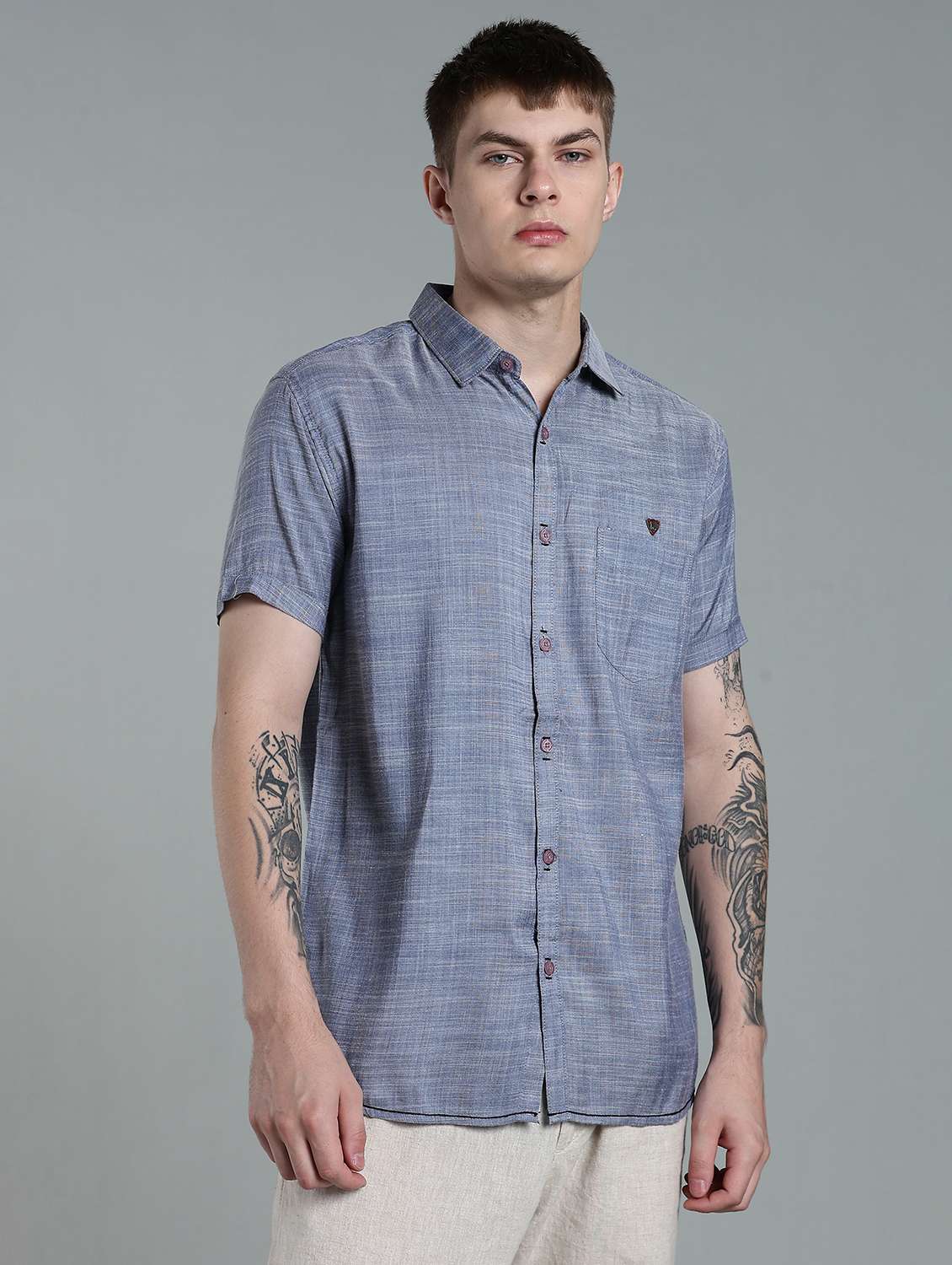 men solid short sleeve slim fit casual shirt