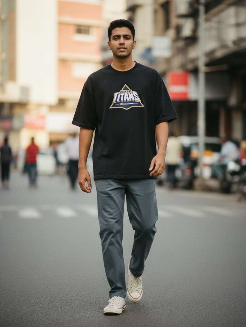 men gujrat titans printed short sleeve oversized t-shirt - 22448705 -  Standard Image - 3