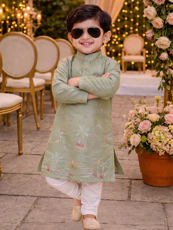 boys embroidered kurta and pyjama set