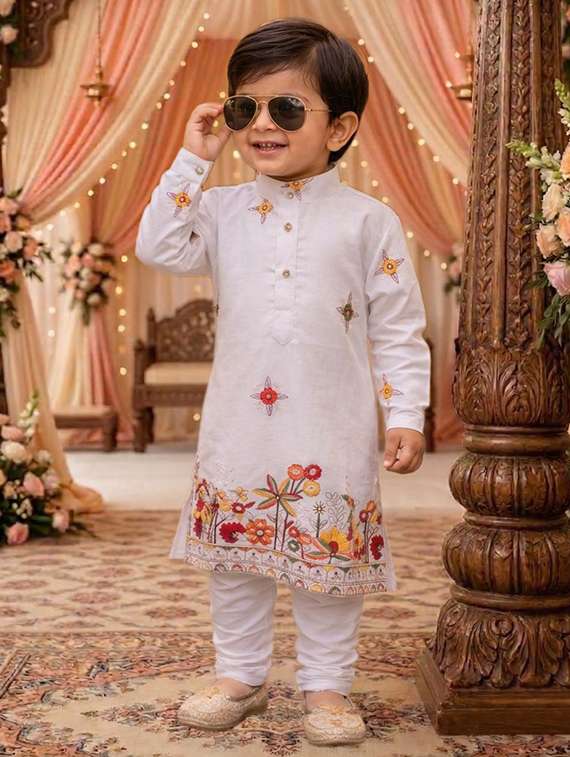 boys embroidered kurta and pyjama set