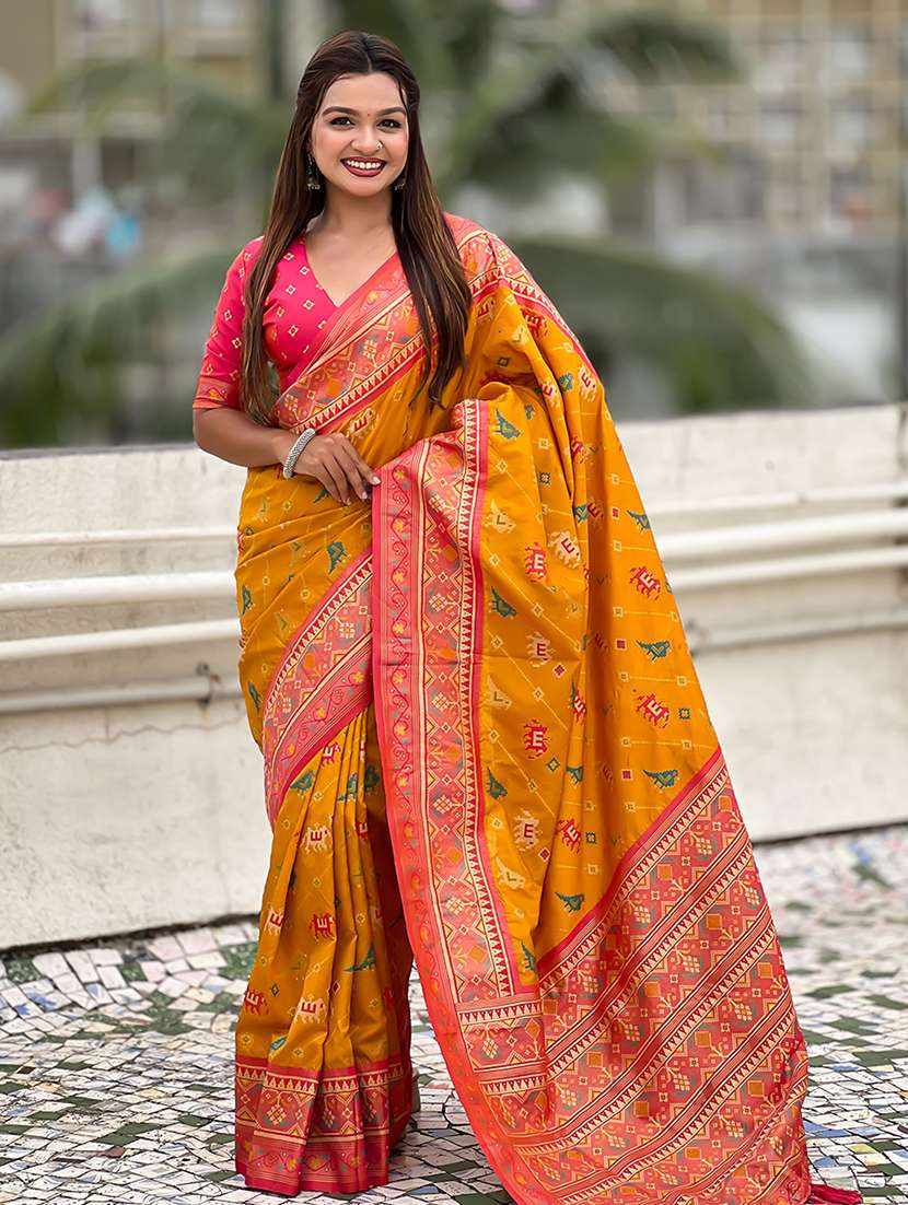 women self design patola saree with blouse
