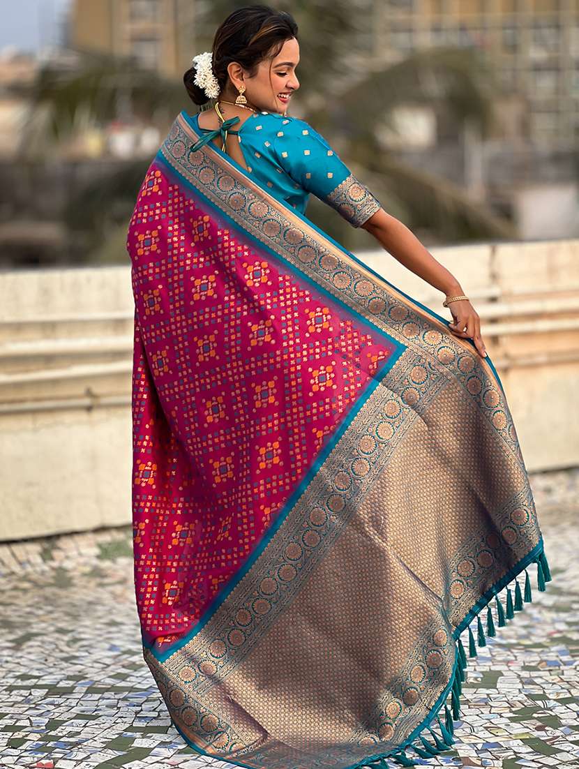 women self design bordered saree with blouse - 22448950 -  Standard Image - 3