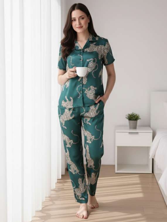 women printed nightwear pyjama set