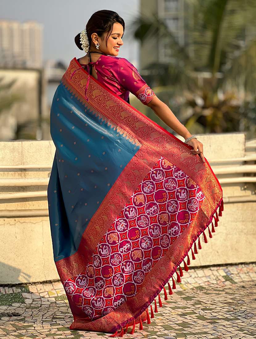 women self design patola saree with blouse - 22449677 -  Standard Image - 3