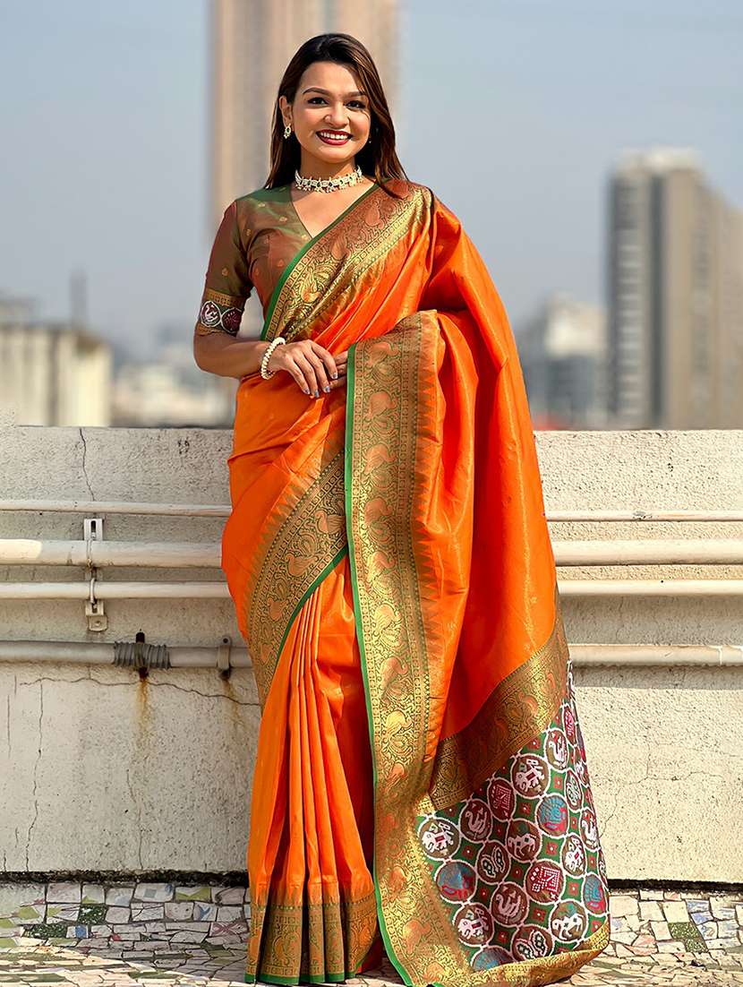 women self design patola saree with blouse