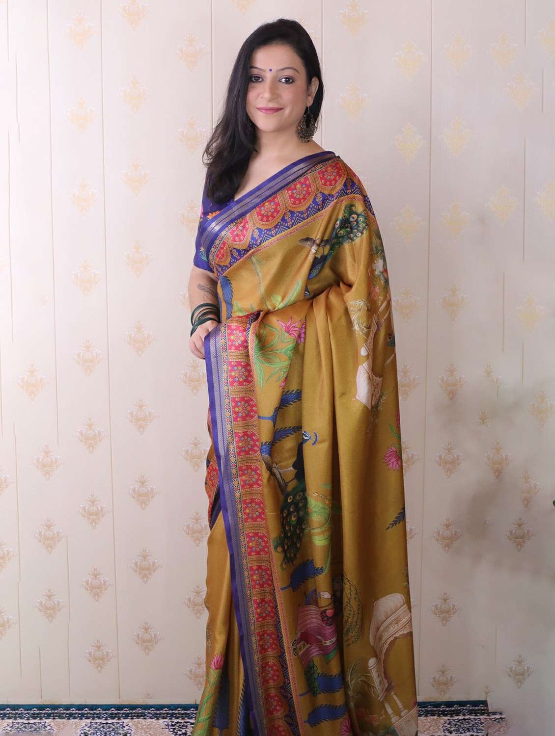 women printed saree with blouse - 22449688 -  Standard Image - 3
