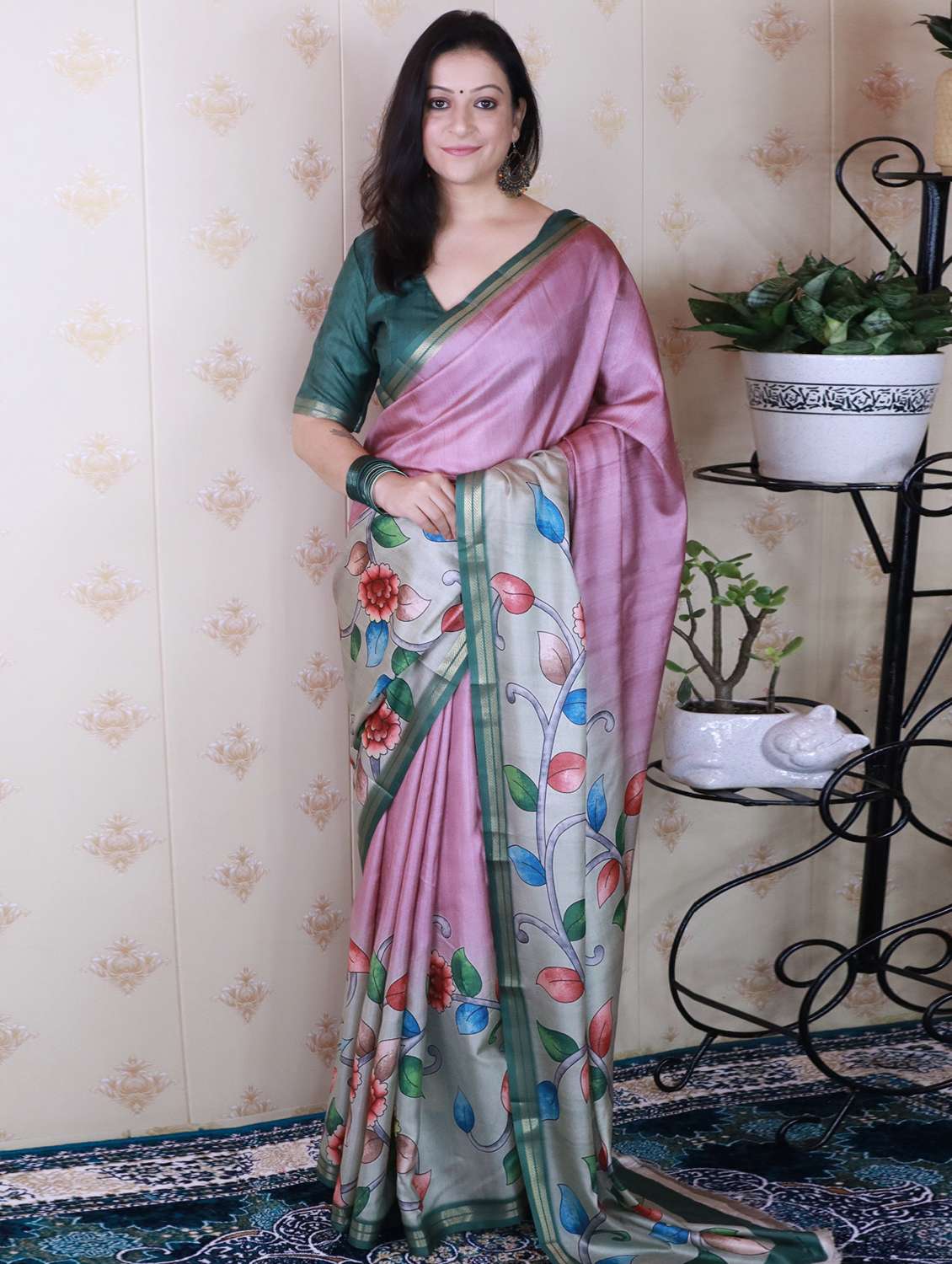 women kalamkari printed saree with blouse