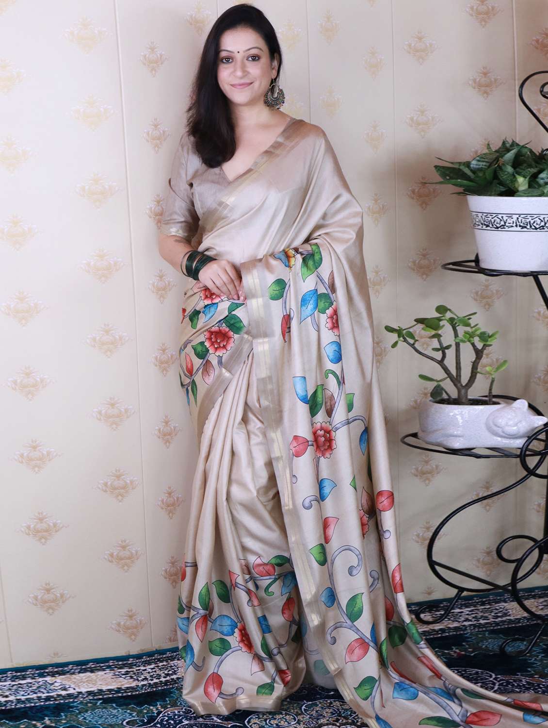 women kalamkari printed saree with blouse
