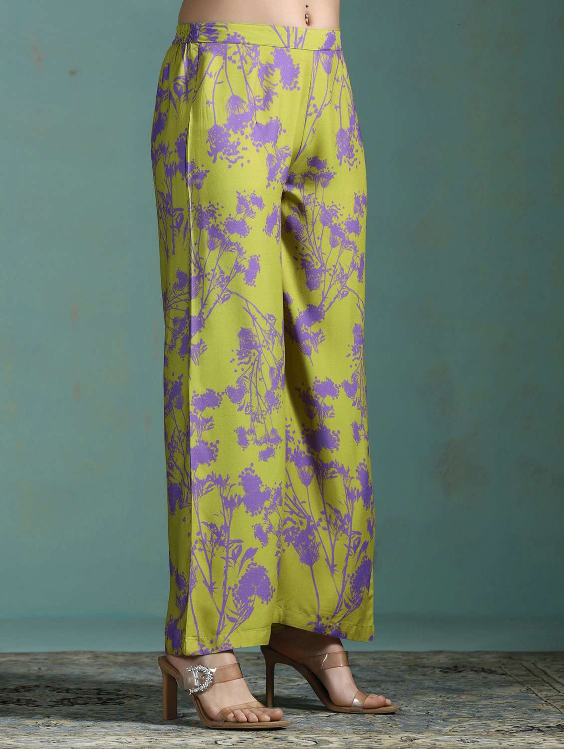 women green kurta pant set - 22449879 -  Standard Image - 5