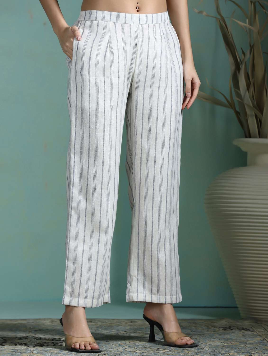 women off white kurta pant set - 22449881 -  Standard Image - 5